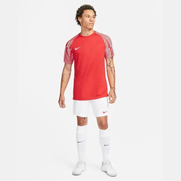 Nike – Dri-FIT Academy – T-Shirt Uomo Bianco/Rosso – Maglia Tecnica Slim Fit per Allenamento e Calcio - immagine 7