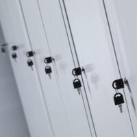 Garofalo Easy Spogliatoio Professionale 1 Anta – Armadietto Sporco/Pulito con Serratura – 59x39x175 cm in Plastica Di Altissima Qualità - immagine 4