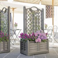 Bama Fioriera con Spalliera Separè in Resina – 80x42,5x150 cm, Colore Ferro Battuto, per Esterni e Giardini - immagine 4