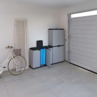 Adventa Portasacco Tris Raccolta Differenziata – 102x38x87 cm – 3 Scomparti, Modular System, per Sacchi 80–110L, Uso Interno/Esterno - immagine 5