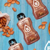 Bolero Mandorla – Bevanda Istantanea al Gusto Mandorla, Senza Zuccheri, Bustine da 9g – Cremosa, Low Calorie, Ideale per Dieta e Benessere - immagine 2