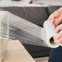 Rocard® Film Estensibile Imballaggio Trasparente 200m x 47cm | Rotolo Pellicola Imballaggio Manuale Extra Resistente per Spedizioni, Traslochi e Magazzino - immagine 5