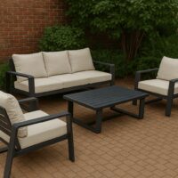 Salotto da Giardino 4 Pezzi in Alluminio e Ferro, Divano 3 Posti con 2 Poltrone e Tavolino 110x60 cm, Cuscini Grigio Scuro, Stile Moderno, Colore Sabbia - immagine 2