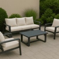 Salotto da Giardino 4 Pezzi in Alluminio e Ferro, Divano 3 Posti con 2 Poltrone e Tavolino 110x60 cm, Cuscini Grigio Scuro, Stile Moderno, Colore Sabbia - immagine 6
