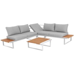 Set lounge angolare da giardino con struttura in alluminio bianco, dettagli in Polywood e cuscini grigio chiaro.