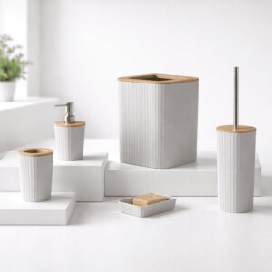 Set completo da appoggio per bagno Feridras linea Show in plastica crema e finiture in bamboo naturale, 5 pezzi.