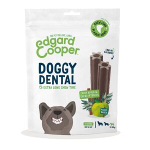 Confezione multipack da 8 buste di stick dentali Edgard & Cooper per cani piccoli, gusto mela ed eucalipto.