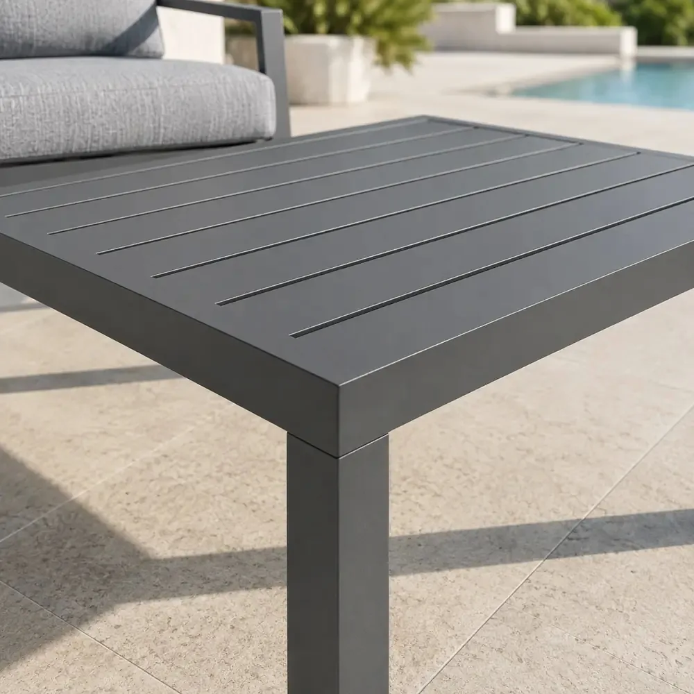 Salotto da Giardino 4 Pezzi in Alluminio Antracite, Set con 2 Poltrone, Divano e Tavolino, Cuscini Poliestere Grigio Chiaro, Stile Moderno - immagine 4