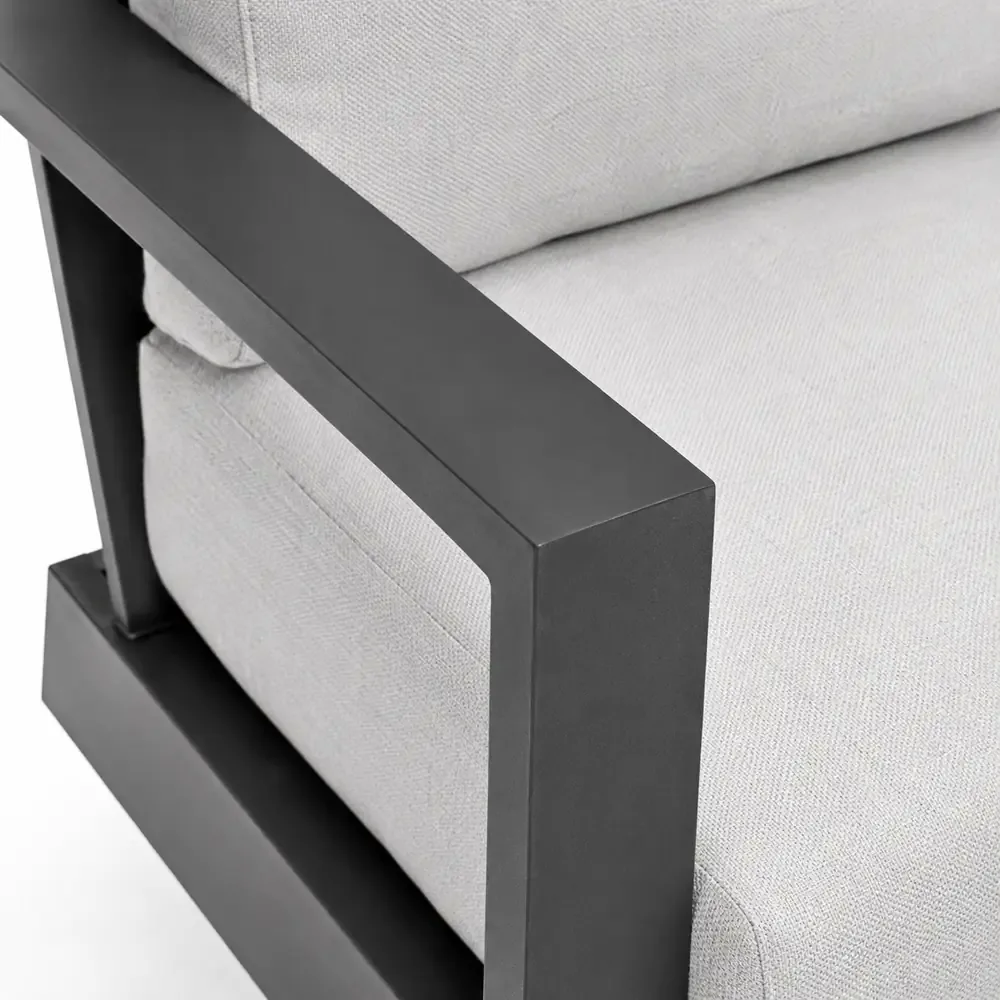 Salotto da Giardino 4 Pezzi in Alluminio e Ferro, Divano 3 Posti con 2 Poltrone e Tavolino 110x60 cm, Cuscini Grigio Scuro, Stile Moderno, Colore Sabbia - immagine 3