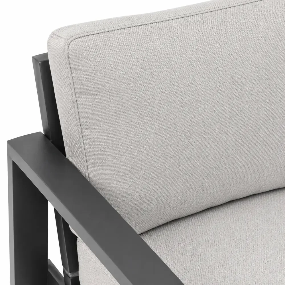 Salotto da Giardino 4 Pezzi in Alluminio e Ferro, Divano 3 Posti con 2 Poltrone e Tavolino 110x60 cm, Cuscini Grigio Scuro, Stile Moderno, Colore Sabbia - immagine 4