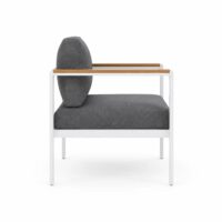 Salotto da Giardino LOUNGE 4 Pezzi in Polywood e Alluminio Bianco – Set Arredo Esterno con 2 Poltrone, Divano e Tavolino, Cuscini in Poliestere Grigio Scuro per Terrazzo e Balcone - immagine 3
